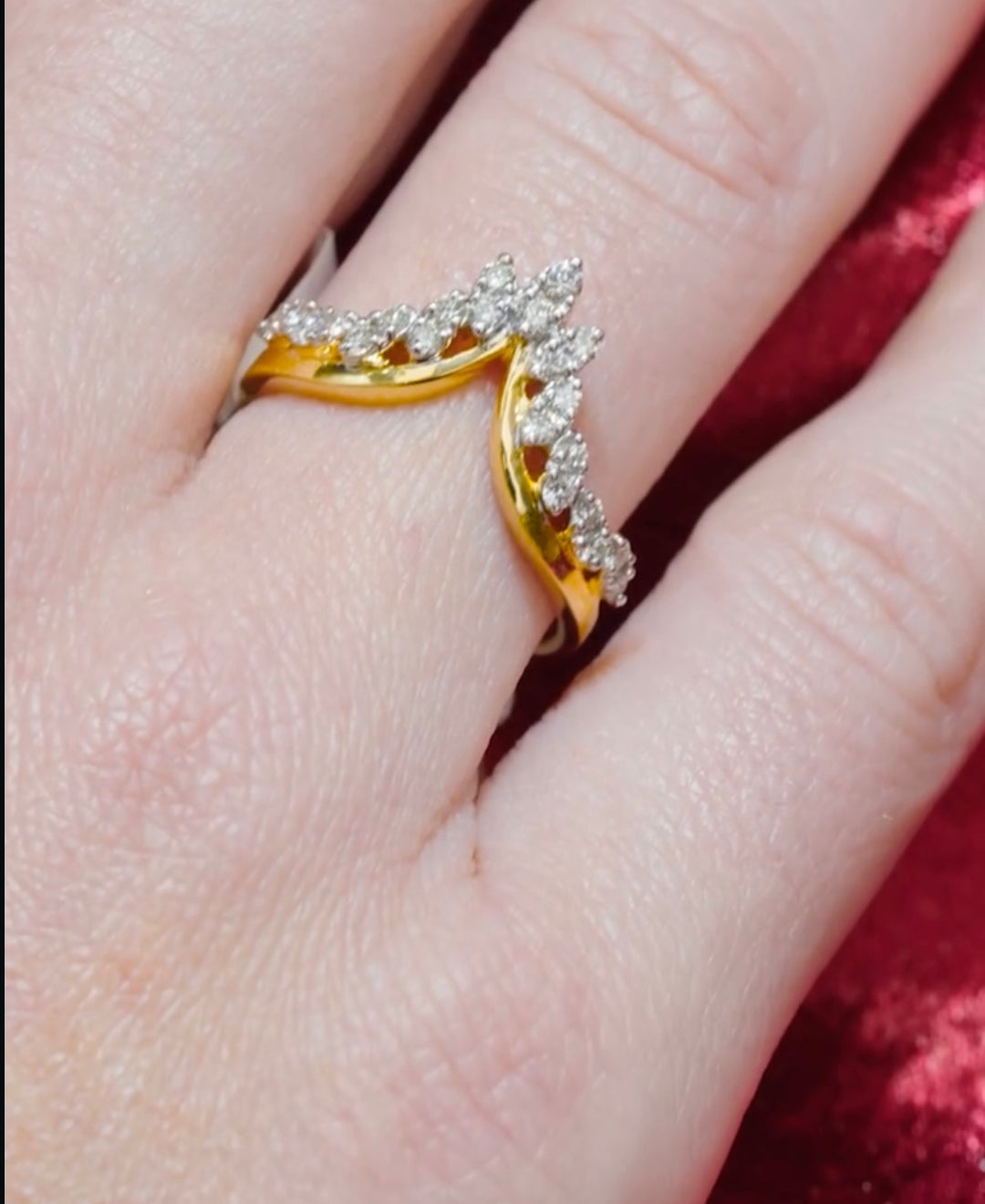 Wisteria Diamond Ring for Women 18k