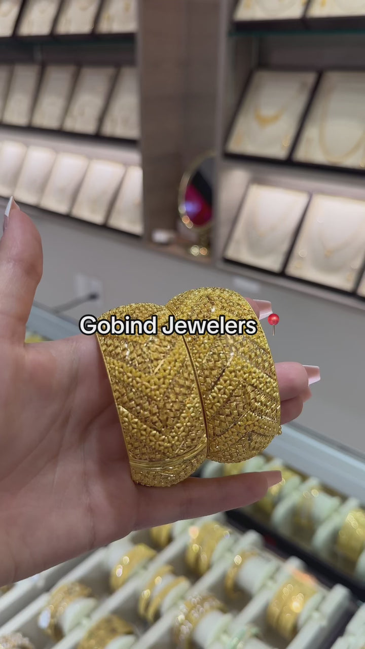 Bold Traditonal 22k Bangles
